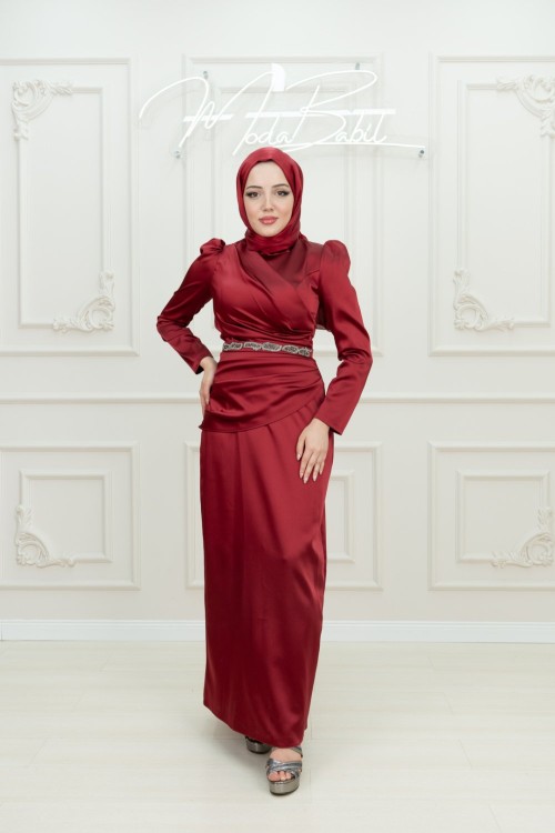 Nesrin  Kemer Taş Detay Bel Drape  Saten Tesettür  Kalem Abiye Bordo Bordo