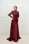 Petra Drape Detay Kol ve Göğüs Taşlı Saten Kalem Tesettür Abiye Bordo Bordo