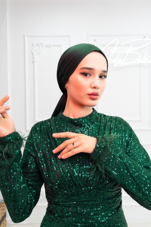 Valerya Göğüs Plise Detay Pul Payet Tesettür Kalem Abiye Zümrüt Zümrüt
