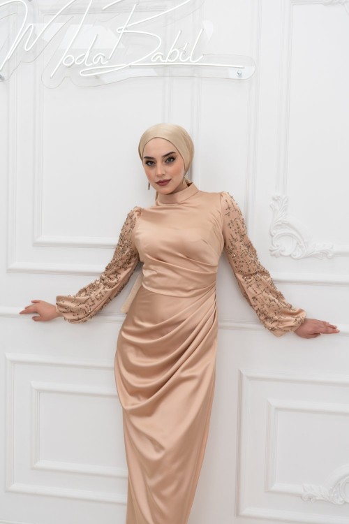 Cansu Kol Ful Taş Detay Drapeli Saten Kalem Tesettür Abiye Gold Gold
