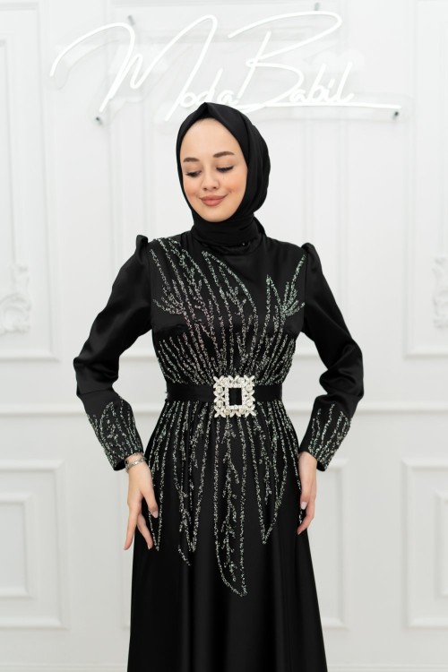 Krista Taş Detay Kemerli Saten Kloş Tesettür Abiye Siyah Siyah