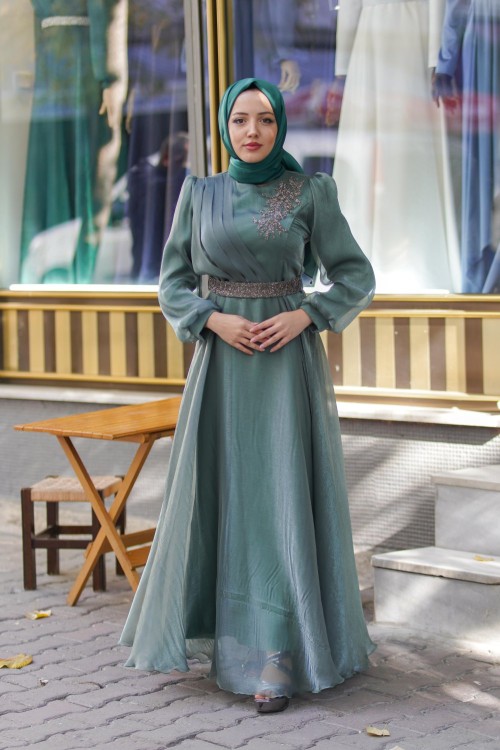 Manolya Omuz Kemer Taş Detay Işıltı Kumaş Kloş Abiye Mint Mint Yeşili