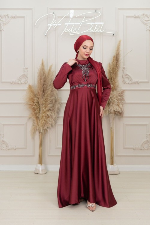 Zerrin Bel V Yaka İçi Taş Detay Asetat Saten Kloş Abiye Bordo Bordo