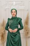 fatıma Taş ve Yaka Detay Bel Drape ve Arka Parça Asetat Saten Kalem Tesettür Abiye Zümrüt Zümrüt