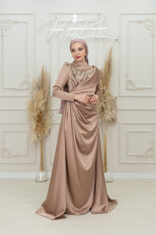 fatıma taş ve Yaka Detay Bel Drape ve Arka Parça Asetat Saten Kalem Tesettür Abiye Gold Gold
