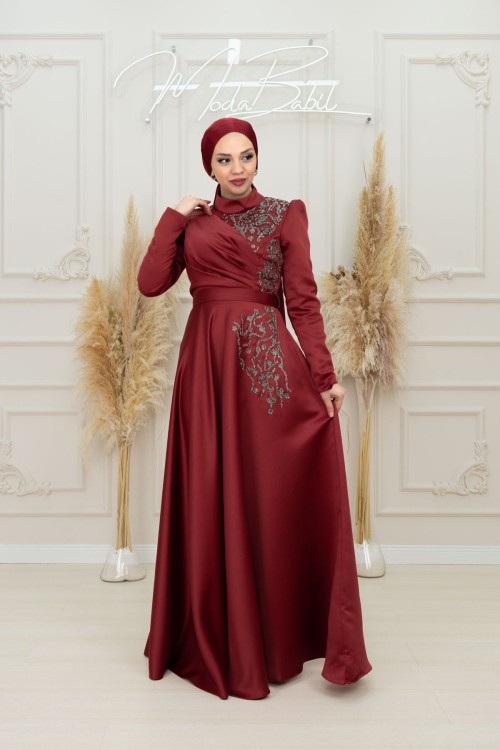 Ella Taş Detay Göğüs Drape Tafta Saten Tesettür Kloş Abiye Bordo Bordo