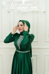 Simay  V Manşet  Göğüs  Ve Kemer Taş Detay   Asetat Saten Kemerli Kloş Abiye zümrüt Zümrüt