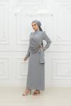 Pençe Belden Taşlı Drape Detay Krep Tesettür Kalem Abiye Gri Gri