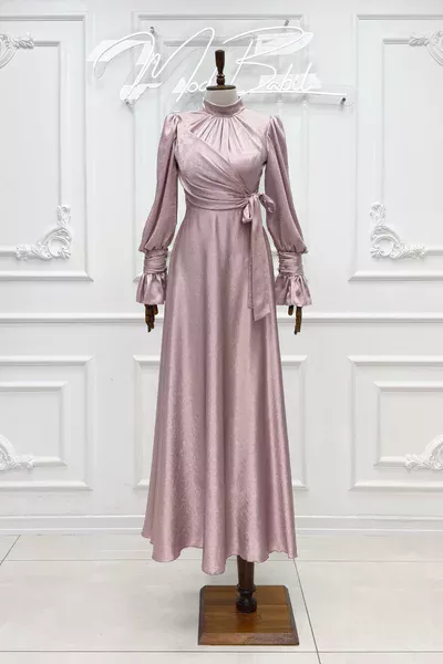 Ferzane Balon Kol Düğmeli Bel bağlamalı Kraş Saten Kloş Tesettür Abiye Pudra