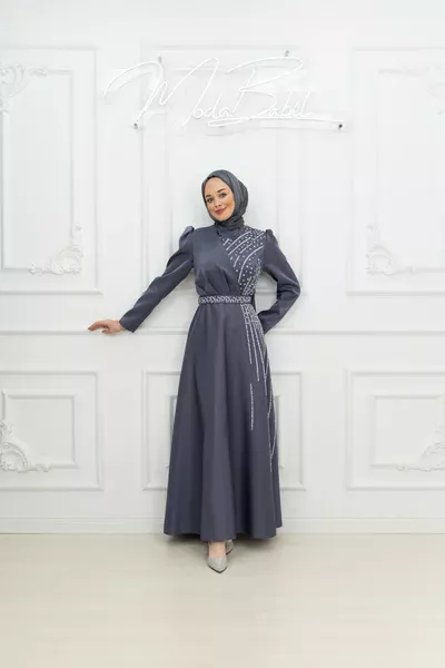 Karen Göğüs ve Etek Şerit Taşlı krep Saten Kumaş Kloş Tesettür Abiye Antrasit
